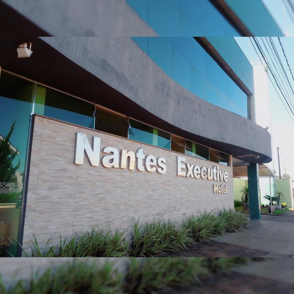 Nantes Executive Hotel Pitanga Екстериор снимка